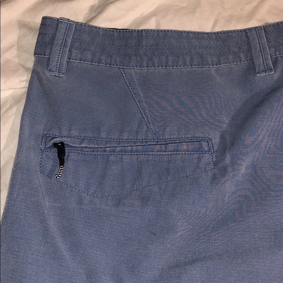 Volcom Hybrid Shorts - Picture 3 of 4